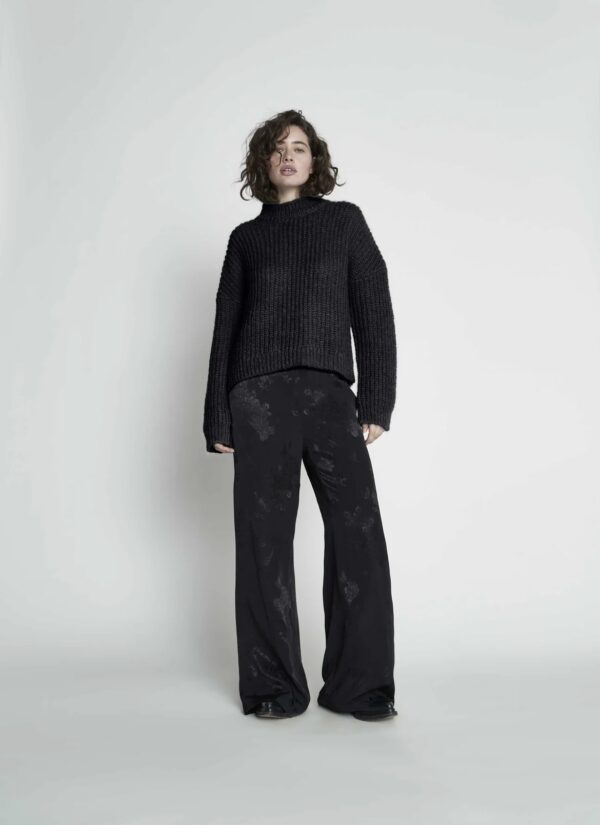Leo Sweater - Black