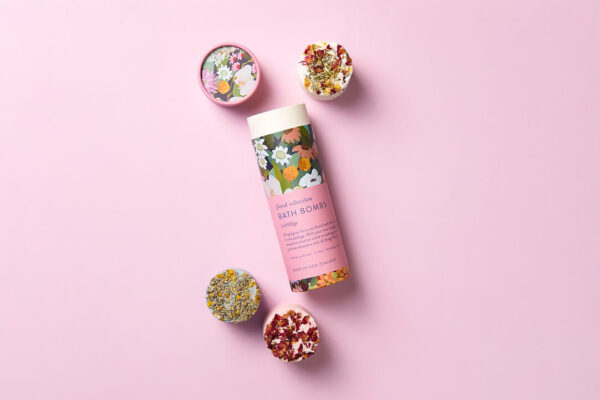 Floral Selection Bath Bombs Gift Set - Image 3
