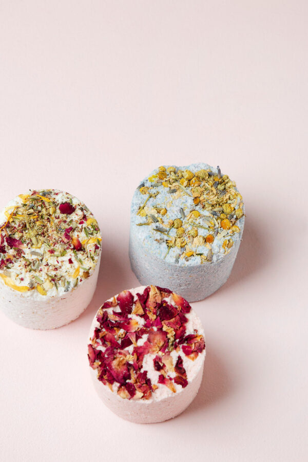 Floral Selection Bath Bombs Gift Set - Image 2