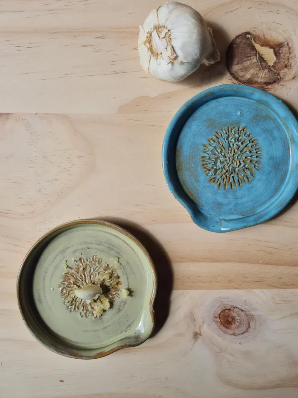 Garlic / Ginger Grater - choose from 3 colours - Image 2