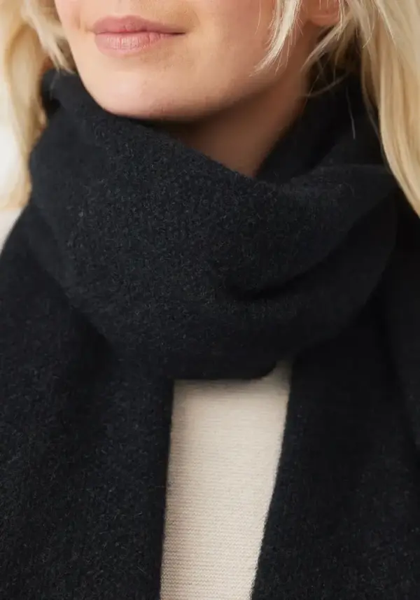 Untouched World - Moss Scarf - 4 colours - Image 7