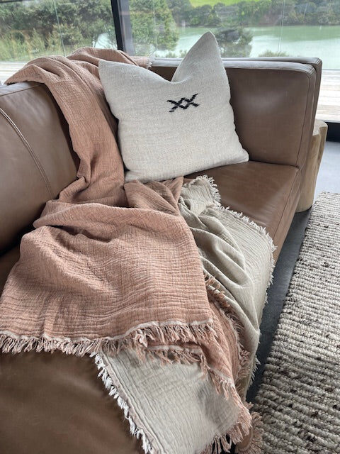 Nomad Linen Blanket - 2 colours - Image 6