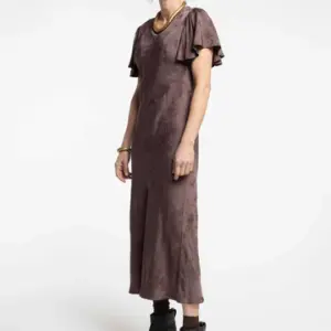 NewLands Devon Dress - 2 colours - 2026 Edit 1